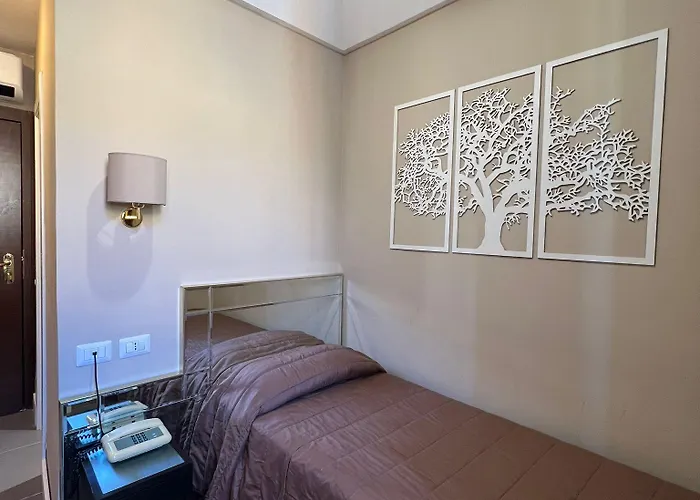Garda 3* Rome